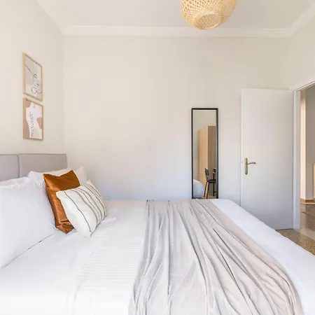 Astounding 2br In Marousi By Upstreet Athens